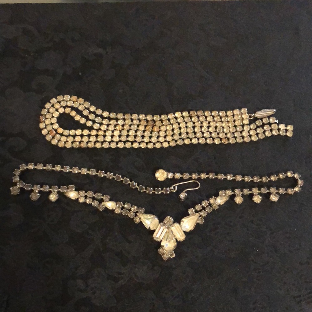 Vintage Silvertone Necklace and Bracelet with Simulated Gems